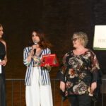 direttrice Apa antonella barbieri premia silvia damico miglior attrice serie tv 5