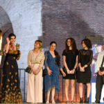 silvia cifani e gli studenti del cine tv orssellini premiano giovanna rei premio giovani miglior attrice 2